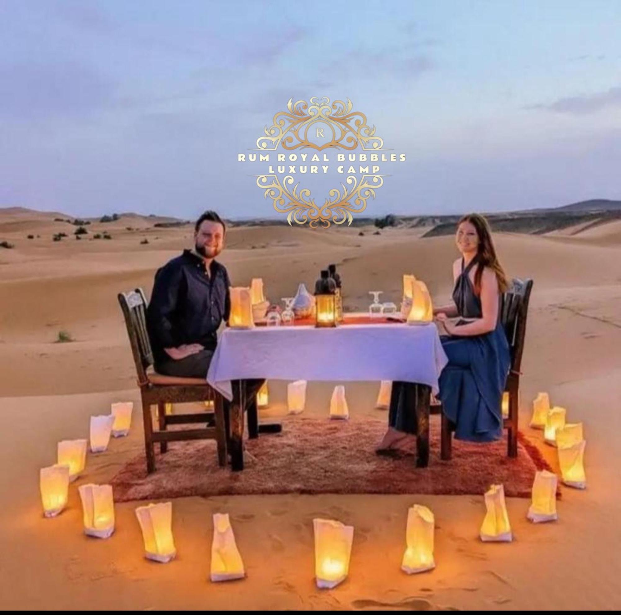 Апартаменты Rum Royal Bubbles Luxury Camp Вади-Рам Экстерьер фото